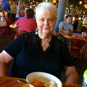 Meet your Posher, Roseann